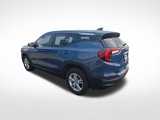 Used 2024 GMC Terrain SLE image 3