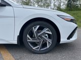 New 2025 Hyundai Elantra Limited image 4