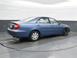 Used 2004 Toyota Camry LE image 3