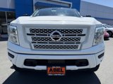 Used 2021 Nissan Titan SV w/ SV Convenience Package image 2