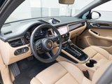 Certified 2024 Porsche Macan image 4