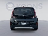 Used 2023 Kia Soul LX w/ LX Technology Package image 5