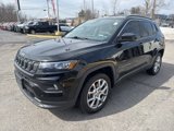 Used 2022 Jeep Compass Latitude image 3