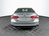 Used 2020 Toyota Camry LE image 5
