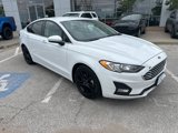 Used 2019 Ford Fusion SE w/ Equipment Group 151A image 2