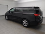 Used 2017 Kia Sedona LX image 3