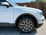 Used 2019 Volkswagen Tiguan SE w/ Panoramic Sunroof Package image 6