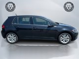Used 2018 Volkswagen Golf SE image 4