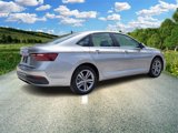 Used 2024 Volkswagen Jetta SE image 4