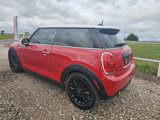 Used 2019 MINI Cooper 2-Door Hardtop w/ Signature Upholstery Package image 4
