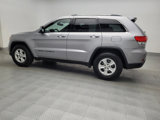 Used 2017 Jeep Grand Cherokee Laredo w/ Quick Order Package 2BE image 3