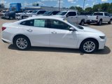 Used 2018 Chevrolet Malibu LT w/ Driver Confidence Package image 2