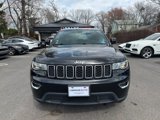 Used 2020 Jeep Grand Cherokee Laredo image 2