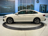 Used 2022 Volkswagen Jetta SE image 4