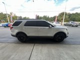 Used 2017 Ford Explorer XLT w/ Equipment Group 202A image 5