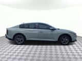 Used 2025 Kia K4 LXS image 3
