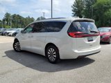 Used 2021 Chrysler Pacifica Touring-L image 5
