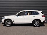 Used 2022 BMW X5 sDrive40i w/ Premium Package image 2