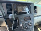 Used 2015 Toyota Sienna L image 5