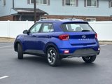 Used 2024 Hyundai Venue SEL image 3