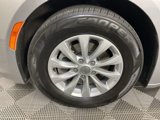 Used 2018 Chrysler Pacifica Touring-L Plus image 4