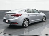 Used 2020 Hyundai Elantra SE w/ Cargo Package (C1) image 6