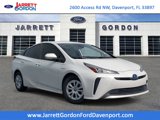 Used 2022 Toyota Prius LE image 1