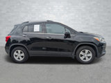 Used 2017 Chevrolet Trax LT w/ Sun & Sound Package image 4