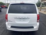 Used 2016 Dodge Grand Caravan SE image 4