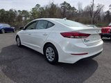 Used 2017 Hyundai Elantra SE image 4
