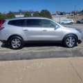 Used 2016 Chevrolet Traverse LT image 2