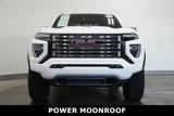 Used 2024 GMC Canyon Denali image 3