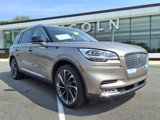 Certified 2021 Lincoln Aviator Reserve w/ Equipment Group 202A image 2