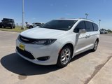 Used 2019 Chrysler Pacifica Limited image 3