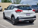Used 2019 Nissan Kicks SR image 3