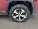 Used 2019 Jeep Cherokee Limited image 5
