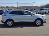 Used 2023 Ford Edge SEL image 6