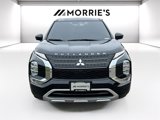 Used 2024 Mitsubishi Outlander SE image 2