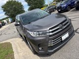 Used 2017 Toyota Highlander Limited image 5