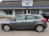 Used 2016 Ford Focus Titanium image 2