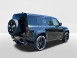 New 2025 Land Rover Defender 110 X-Dynamic SE image 4