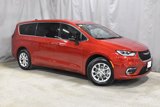 New 2025 Chrysler Pacifica Select image 4