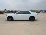 Used 2023 Chrysler 300 Touring w/ Sport Appearance Package image 6