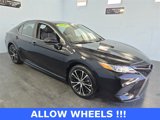 Used 2020 Toyota Camry SE image 2
