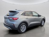 Used 2022 Ford Escape SE image 3