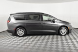 Used 2020 Chrysler Voyager Lxi image 5
