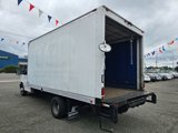 Used 2015 Chevrolet Express 4500 Extended image 5