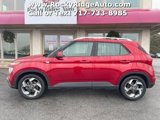 Used 2023 Hyundai Venue SEL image 4