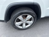 Used 2015 Jeep Grand Cherokee Limited w/ Luxury Group II image 4