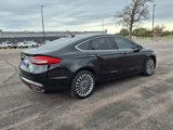 Used 2017 Ford Fusion SE image 3